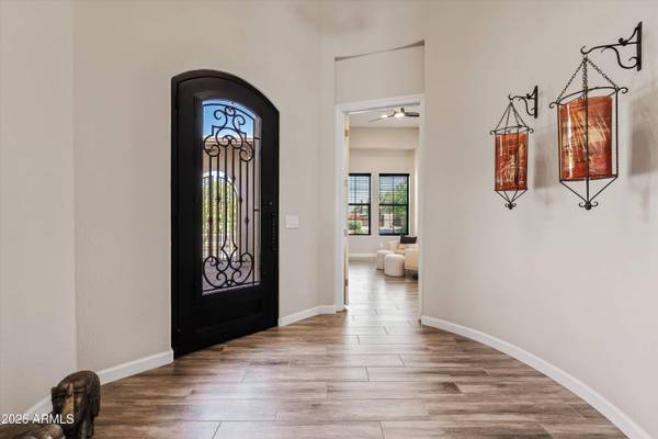 3325 E KNOLL Street, Mesa, AZ 85213