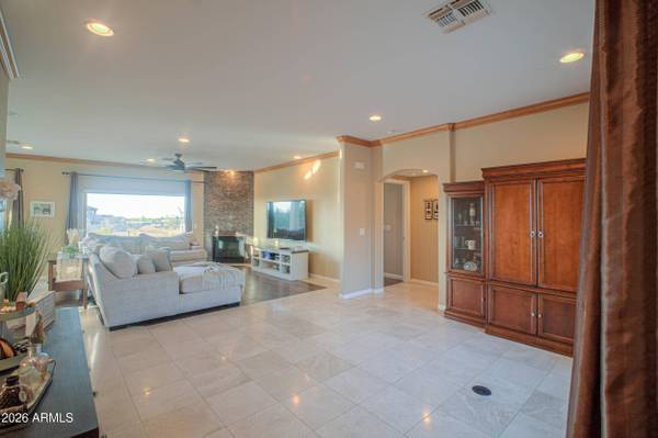 2044 W OLNEY Avenue, Phoenix, AZ 85041