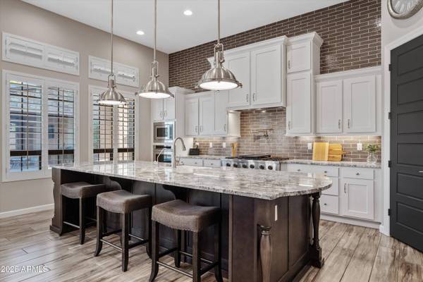 3245 E KNOLL Circle, Mesa, AZ 85213