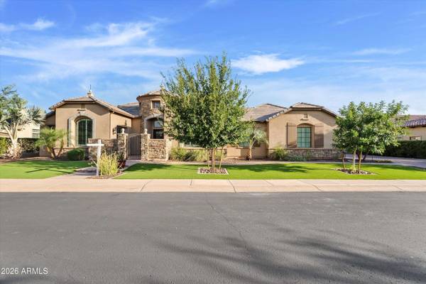 3245 E KNOLL Circle, Mesa, AZ 85213