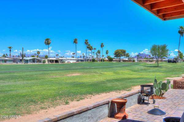2152 N MIDDLECOFF Drive, Mesa, AZ 85215