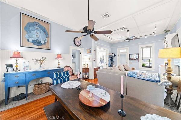 637 N 2nd AVE, Upland, CA 91786