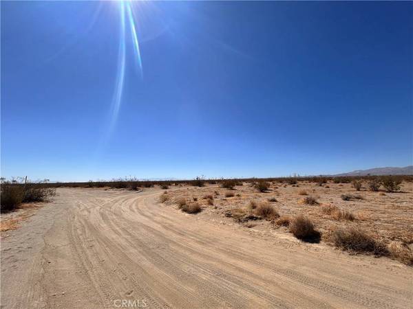 0 Johnson, Phelan, CA 92371