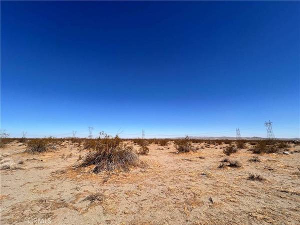 0 Johnson, Phelan, CA 92371