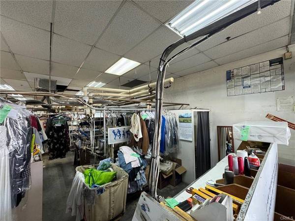 7221 Boulder AVE, Highland, CA 92346