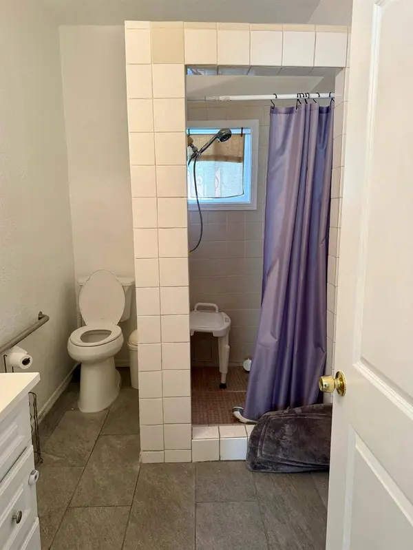 641 9th ST, Richmond, CA 94801