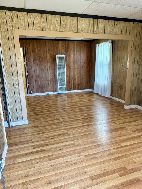 641 9th ST, Richmond, CA 94801