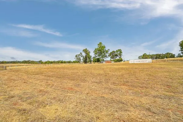 3639 Nisenan LN, Wheatland, CA 95692