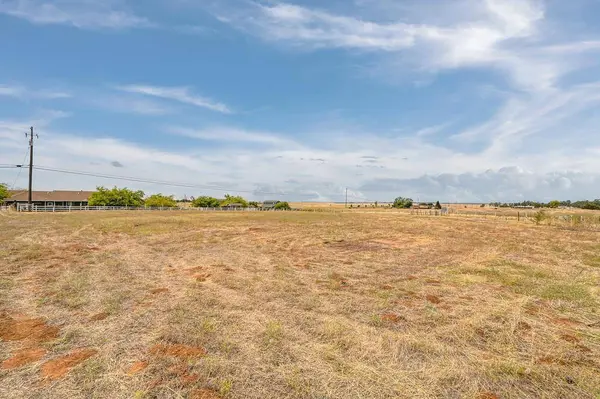 3639 Nisenan LN, Wheatland, CA 95692