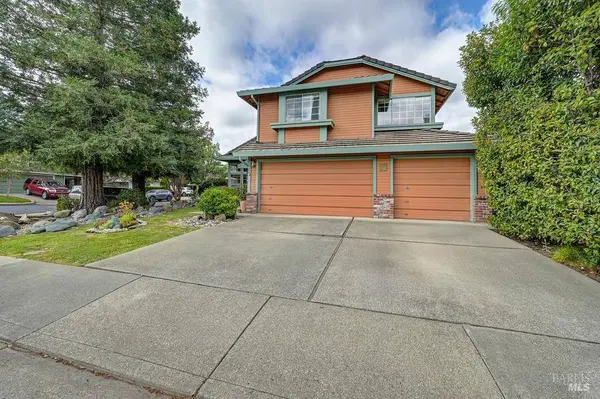 242 Alder Crest WAY, Vacaville, CA 95688