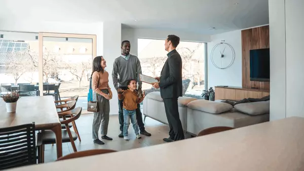 The 10 Essential Steps to Buying a Home