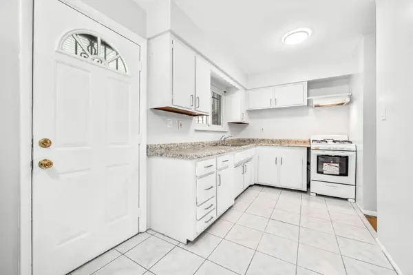 132-20 Farmers Blvd, St. Albans, NY 11434