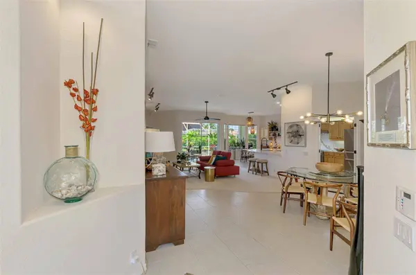 5854 FAIRWOODS CIR, Sarasota, FL 34243