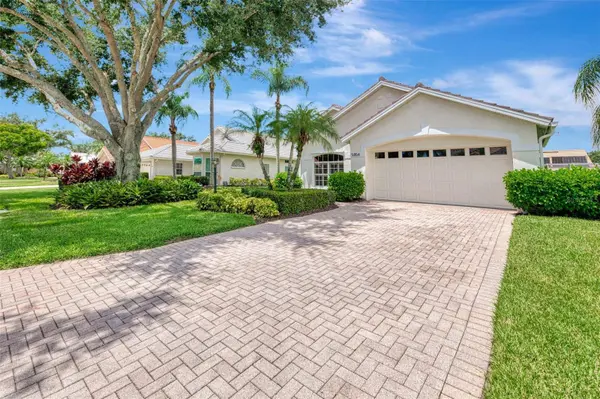 5854 FAIRWOODS CIR, Sarasota, FL 34243