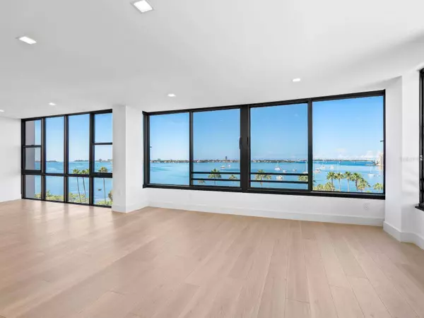 770 S PALM AVE #604, Sarasota, FL 34236