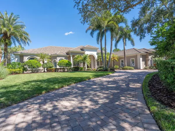 4085 FOUNDERS CLUB DR, Sarasota, FL 34240