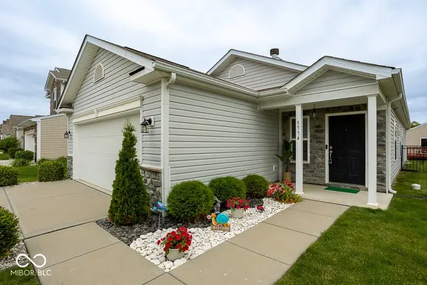 5774 White Pine RD, Whitestown, IN 46075