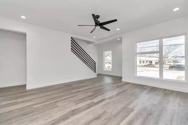 8636 Scott Street #A, Houston, TX 77051