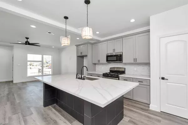 8636 Scott Street #A, Houston, TX 77051