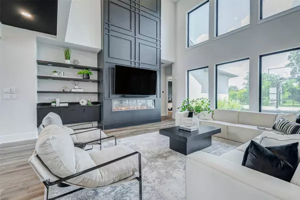 10138 Regatta Shore DR, Missouri City, TX 77459