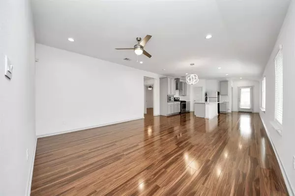 2906 Chase Cross LN, Houston, TX 77047