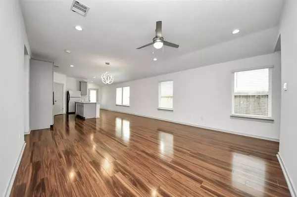 2906 Chase Cross LN, Houston, TX 77047