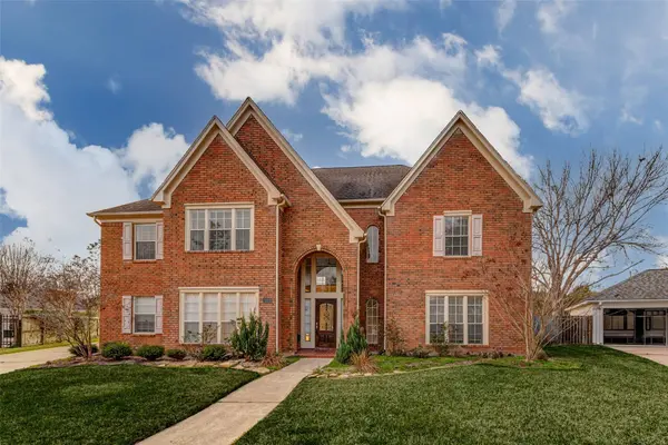 19 Wickham CT, Sugar Land, TX 77479