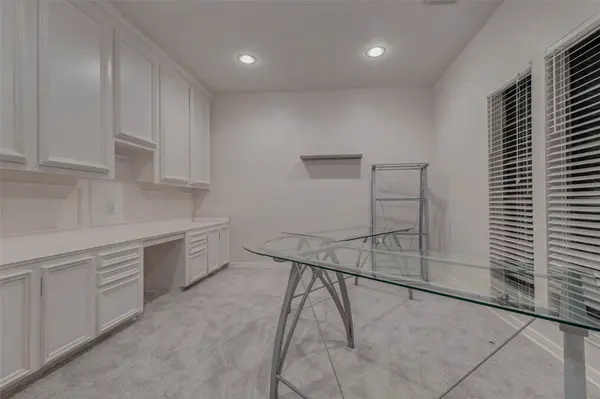 19 Wickham CT, Sugar Land, TX 77479