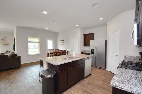 1602 Brownwood Ridge CT, Richmond, TX 77469