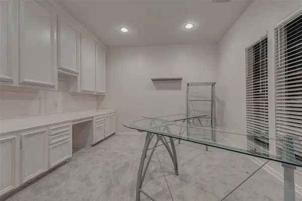 19 Wickham CT, Sugar Land, TX 77479