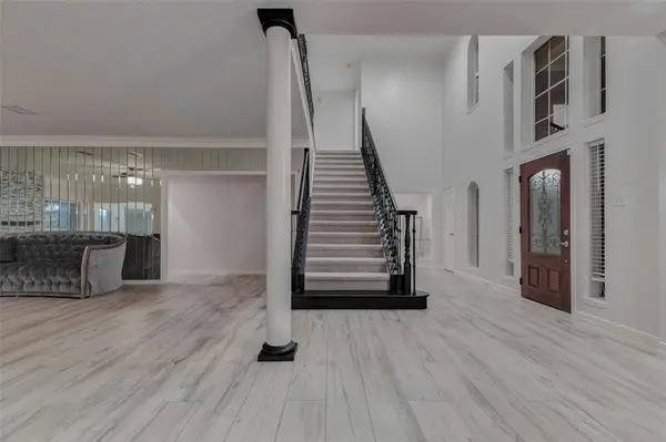 19 Wickham CT, Sugar Land, TX 77479