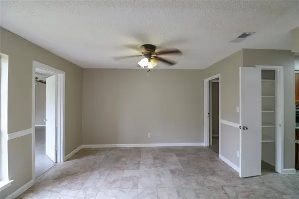 6111 Briar Glade DR, Houston, TX 77072