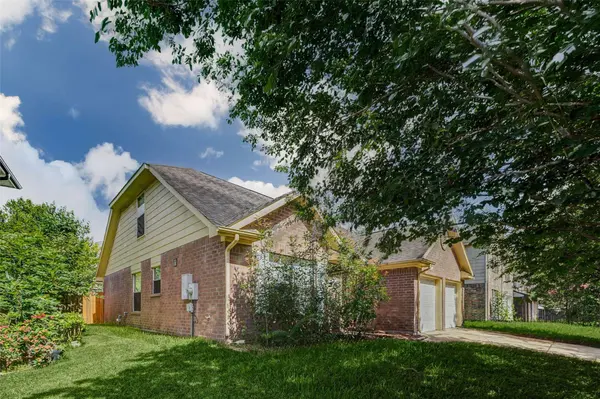 11956 Braes Park DR, Houston, TX 77071