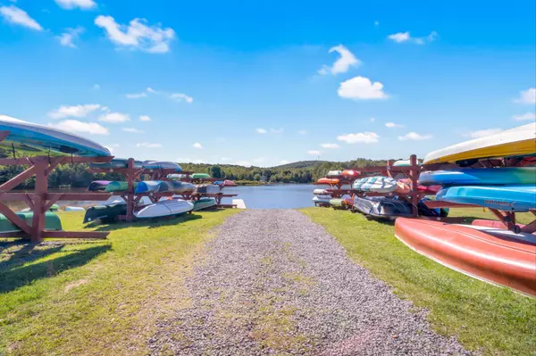 Arrowhead Boats