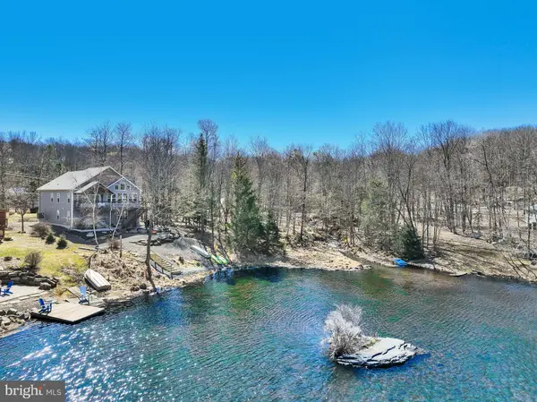 283 OWASSA DR, Pocono Lake, PA 18347