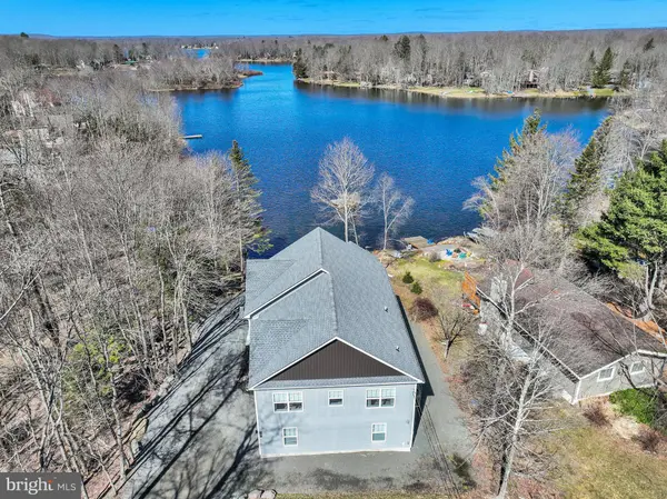 283 OWASSA DR, Pocono Lake, PA 18347