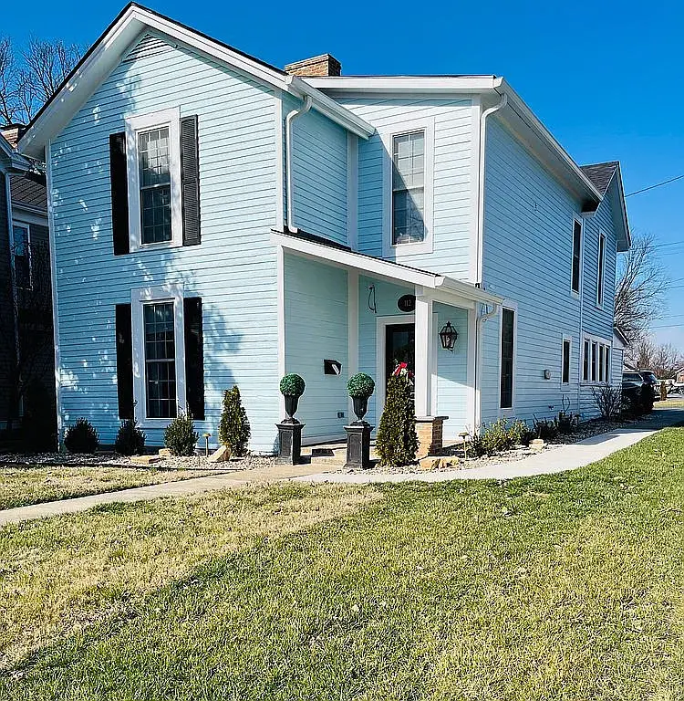 112 W Broadway Ave, Bardstown, KY 40004-1400
