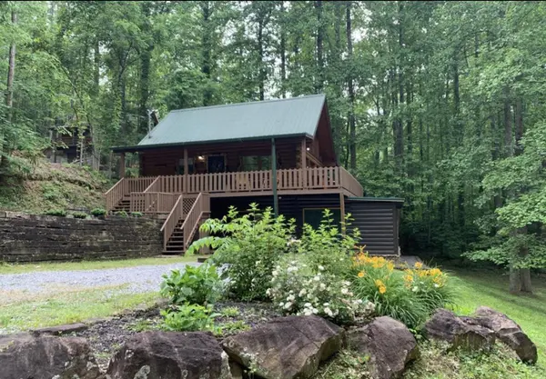 3444 Manis Rd, Sevierville, TN 37862-8659