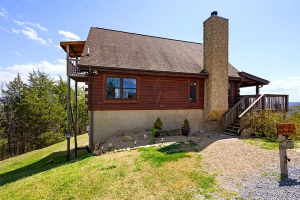 936 Buck Way, Sevierville, TN 37876-2801