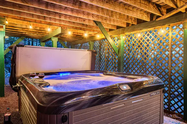 33 Skye DR Drive, Lake Harmony, PA 18624