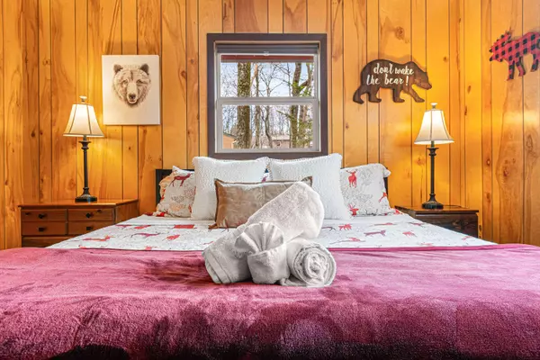 33 Skye DR Drive, Lake Harmony, PA 18624