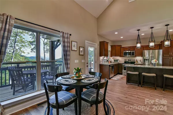 81 Mountain Falls TRL, Black Mountain, NC 28711