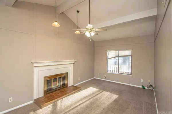 1117 N Oaks, Little Rock, AR 72118-0000