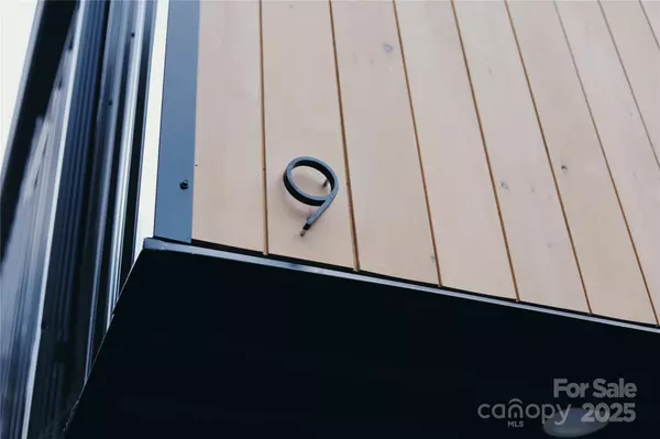 7 & 9 Big Rocky Top DR, Weaverville, NC 28787