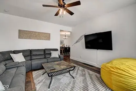 121 Herman St, Indianapolis, IN 46202-3818