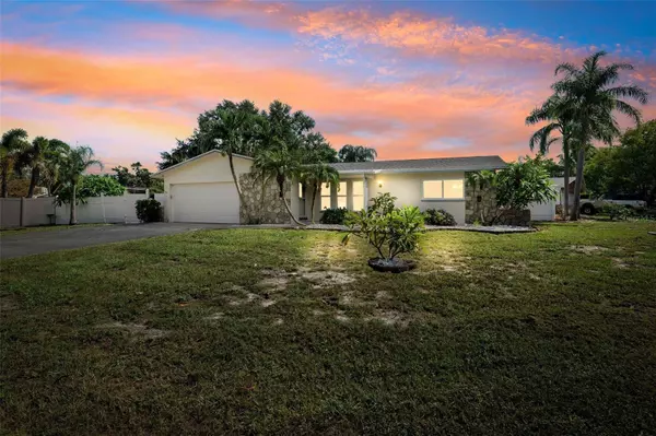 13951 87TH AVE, Seminole, FL 33776