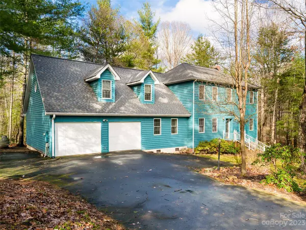 104 Fleming CT, Asheville, NC 28803