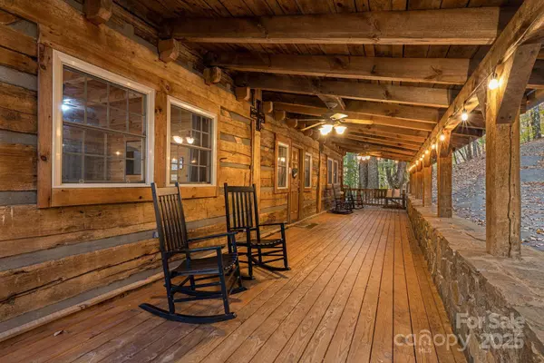 185 Blossom RDG, Leicester, NC 28748