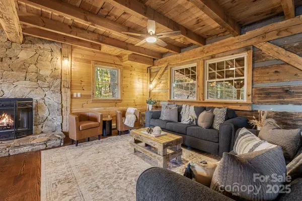 185 Blossom RDG, Leicester, NC 28748