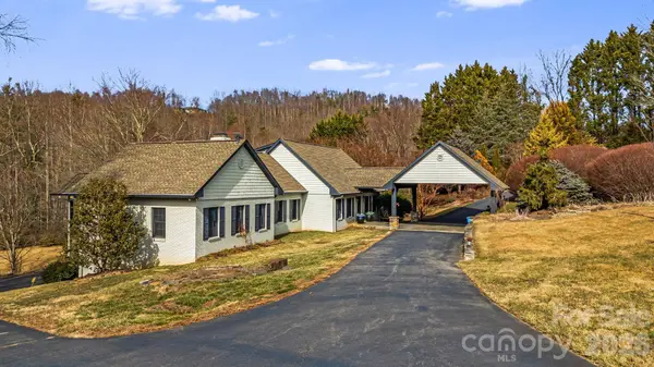 1236 Upper Brush Creek RD, Fairview, NC 28730